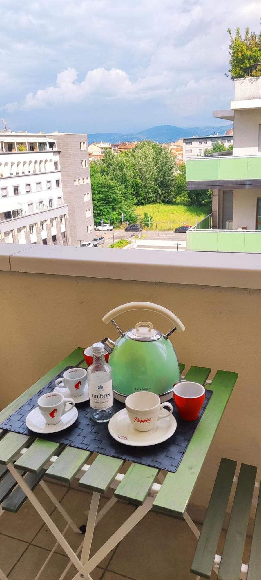 Appartement Spacious & Bright & Parking, In With Private Parking Garage - 2 Bedrooms & 2 Bathrooms - Just Few Minutes Walking From Historic Center Florence